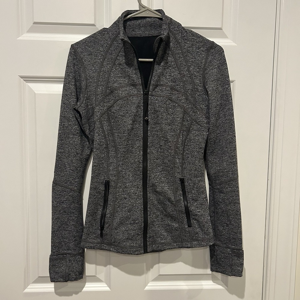 Lululemon Define Jacket Size 6 Heathered Black Gray Luon Full Zip LW4AWCS EUC